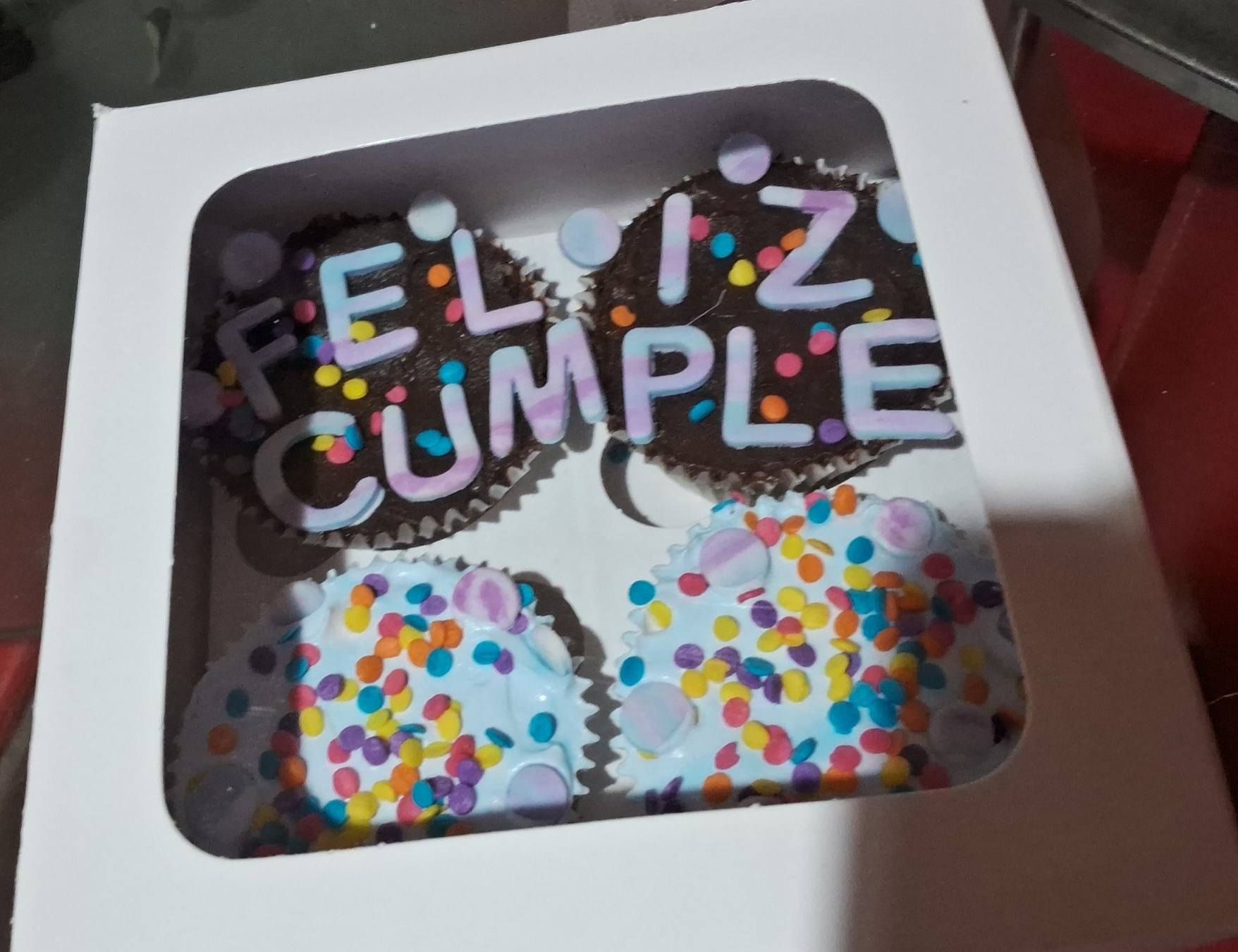 Cupcakes FELIZ CUMPLE